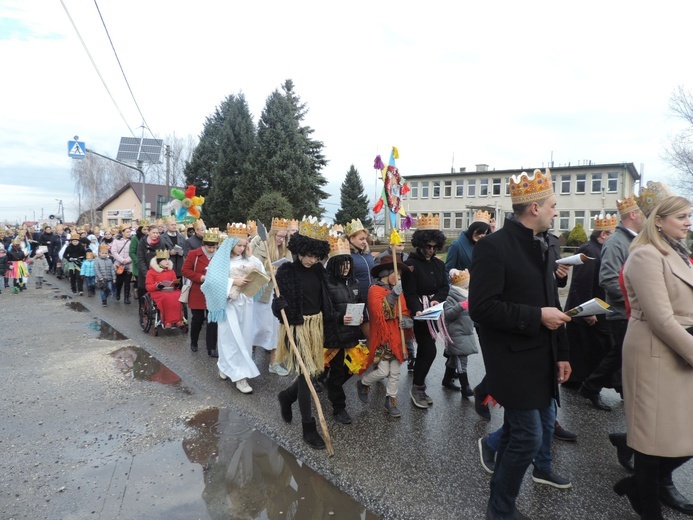 Borzęcin - Orszak Trzech Króli 2018 - nowe zdjęcia