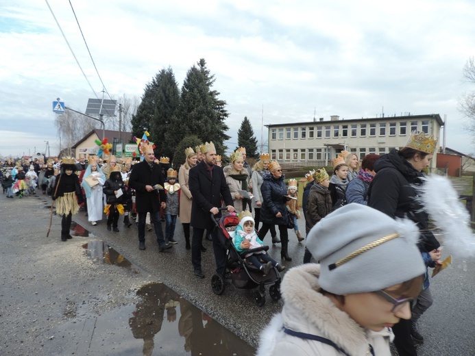 Borzęcin - Orszak Trzech Króli 2018 - nowe zdjęcia