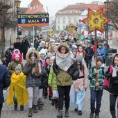 Mali kolędnicy w Płocku