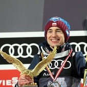 Kamil Stoch leciał najdalej w Konkursie Czterech Skoczni, wygrywając wszystkie zawody.