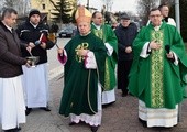 Promenadę dedykowaną twórcy sanktuarium poświęcił bp Henryk Tomasik