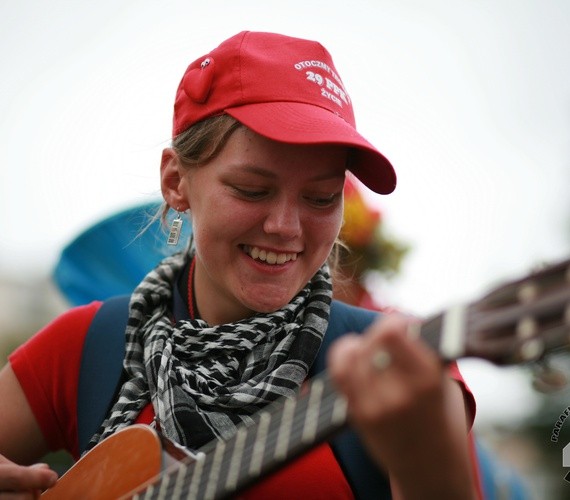 Helena Kmieć - wolontariuszka, oazowiczka, "muzyczna Helelenka" na pielgrzymkach