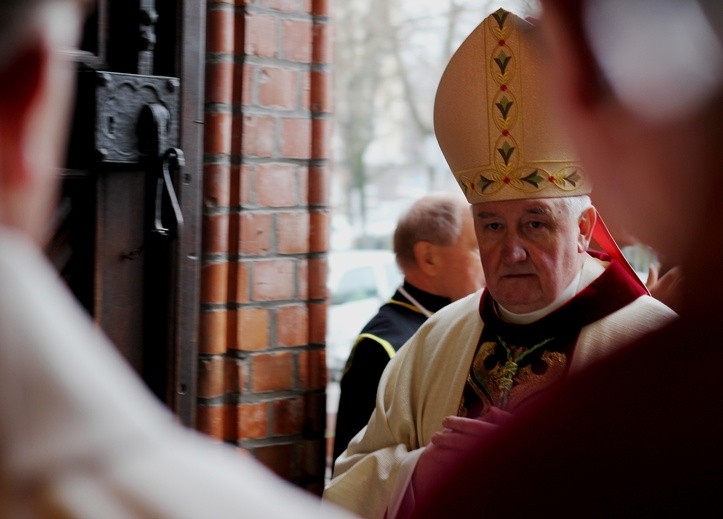 Abp Hoser do bp. Kamińskiego: Życzę posługi radosnej i ufnej