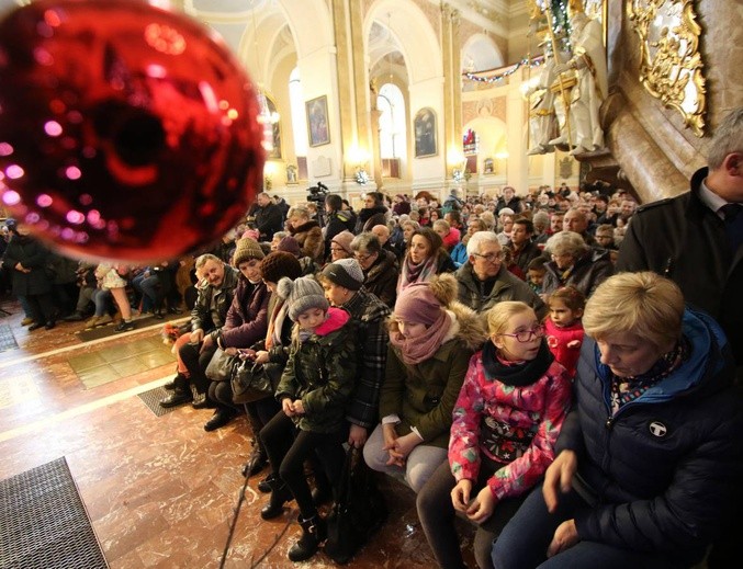 Dzieci roratnie u świętego Józefa