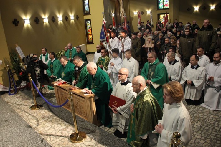 Poświęcenie ołtarza adoracji Najświętszego Sakramentu w Zielonej Górze