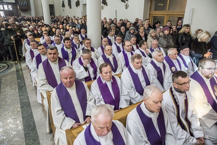 Pogrzeb ks. Wojciecha Zdziebłowskiego