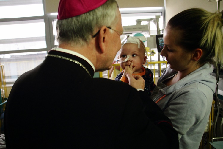 Kolęda abp. Marka Jędraszewskiego w USD w Prokocimiu