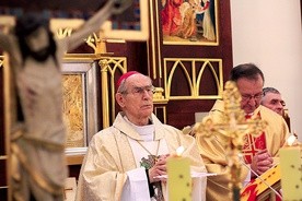 ▲	Mszy św. w kaplicy św. Sebastiana przewodniczył abp Alfons Nossol.