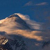 13 wspaniałych idzie na K2