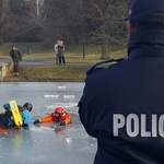 Pokaz ratownictwa na lodzie w Parku Śląskim 