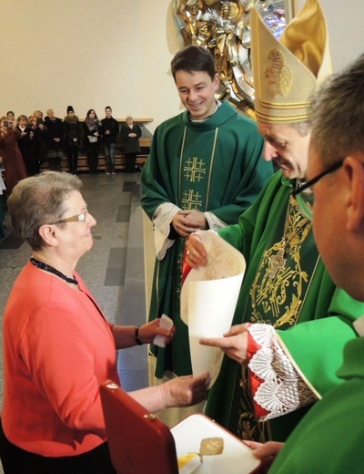 Medal "Pro Ecclesia et Pontifice" dla doktor Anny Byrczek