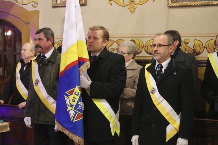 Poświęcenie sztandaru Rycerzy Kolumba w Gilowicach