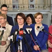 PiS nie śpieszy się z projektem "Zatrzymaj aborcję"