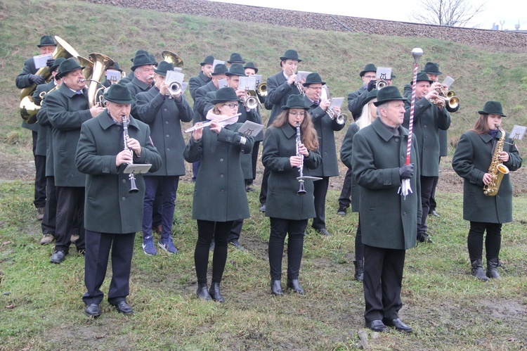 Rocznica rozstrzelania 54 zakładników w Dębicy