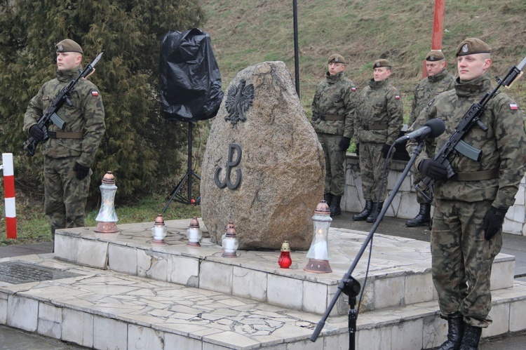 Rocznica rozstrzelania 54 zakładników w Dębicy