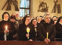 Diecezjalna Eucharystia z odnowieniem przyrzeczeń złożonych podczas ślubów w Bielsku-Białej.