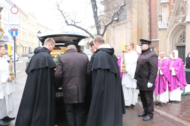 Pogrzeb o. Reginalda Wiśniowskiego - najstarszego dominikanina polskiego