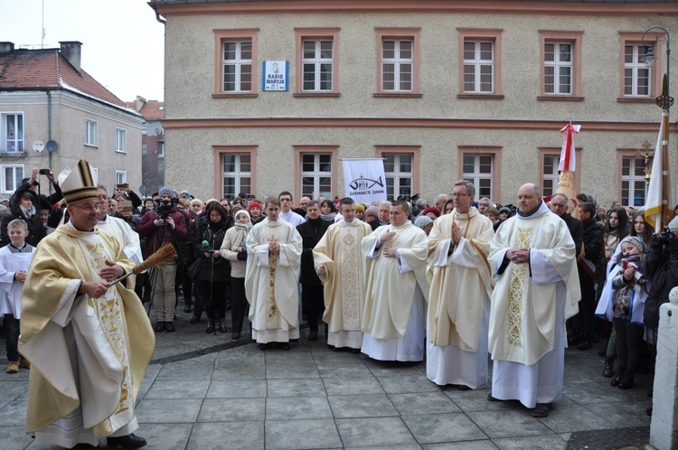 Prudnik uczcił o. Jana Górę