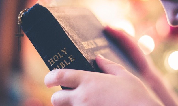 "Więźniowie proszą o Biblię, aby dowiedzieć się więcej o Jezusie"