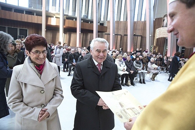 W grudniu państwo Janowscy dziękowali z całą rodziną w Świątyni Opatrzności Bożej za 50. rocznicę sakramentu małżeństwa.