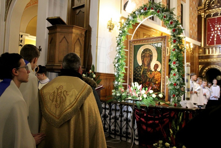 Ikona w maryjnej parafii w Wołominie