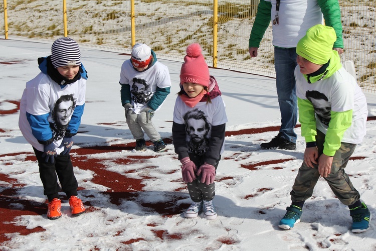 VI bieg "Tropem Wilczym" Nowa Ruda-Słupiec