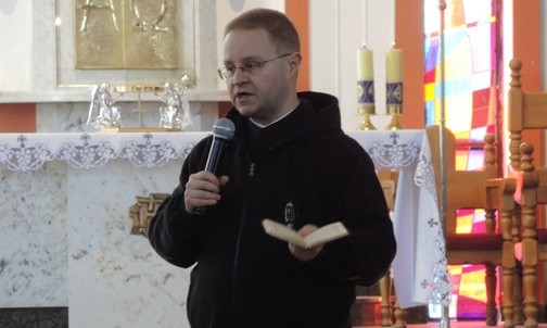 O. Paweł Berwecki SJ wygłosił konferencję dla uczestników Duchowej rEwolucji