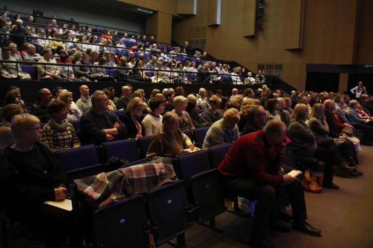 Sympozjum naukowe o darach Ducha Świętego