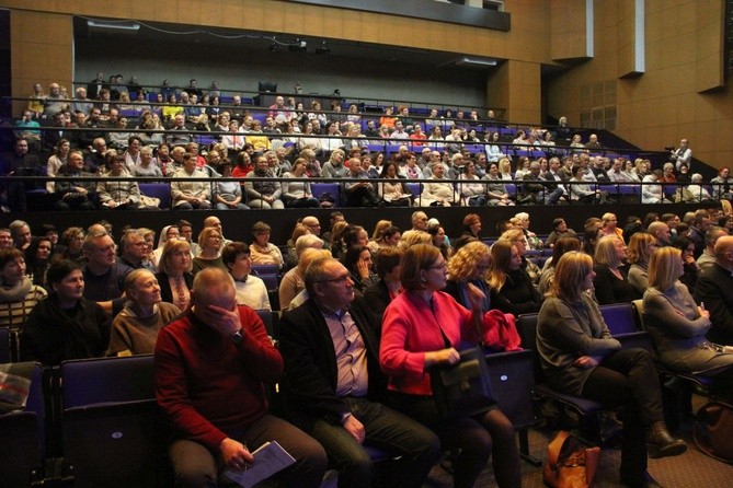 Sympozjum naukowe o darach Ducha Świętego