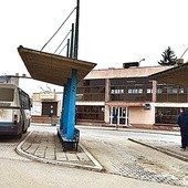 Stan dworca autobusowego w Płońsku, podobnie  jak w innych miejscowościach, pozostawia wiele do życzenia.  Teraz dodatkowo grozi mu, że będzie stał pusty.