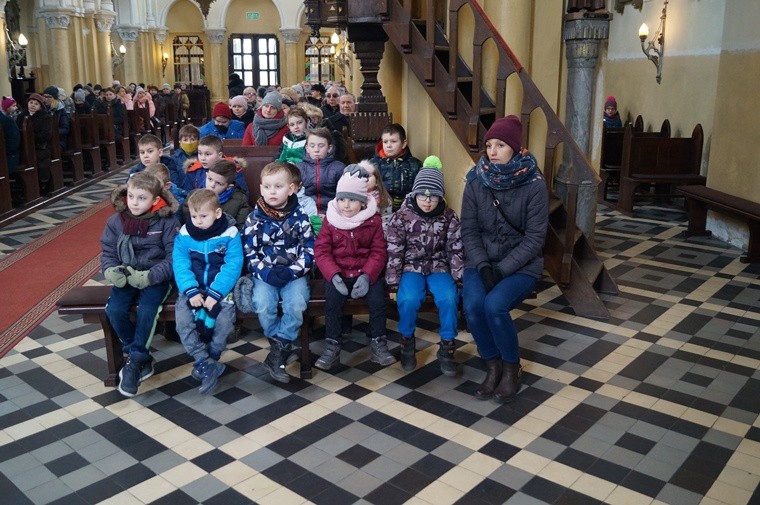 Rekolekcje wielkopostne uczniów ZPO w Nieborowie