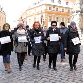 Pikieta zwolenników aborcji pod pałacem arcybiskupa