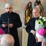 Odsłonięcie herbu abp. Józefa Górzyńskiego