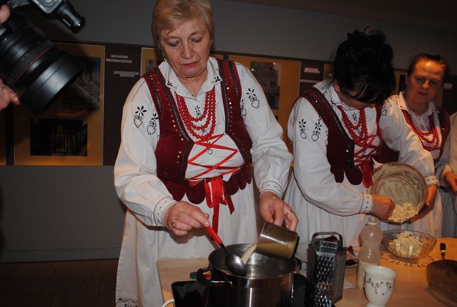 Kulinarne poniedziałki w Nowej Dębie