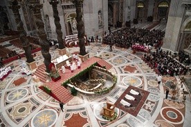 Komunia wprost do ust czy na rękę? Odpowiada papież