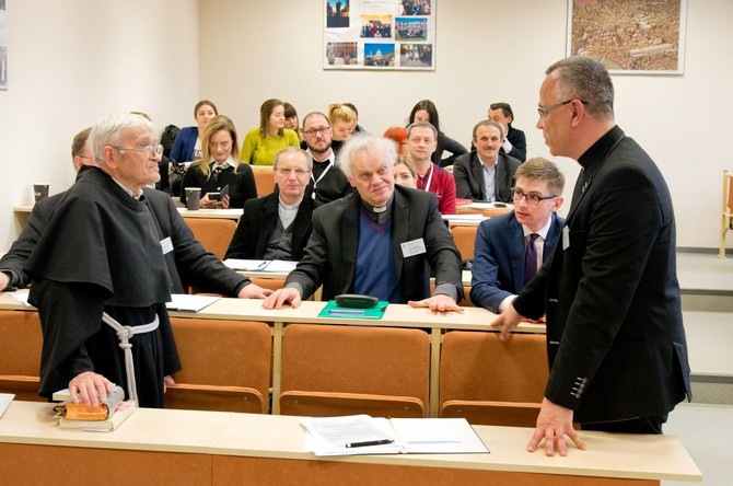 „Myśl mariologiczna i maryjna Johna Henry'ego Newmana”. Fotorelacja