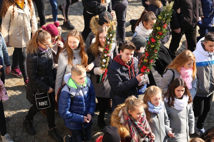 Spotkanie młodych w Niedzielę Palmową 