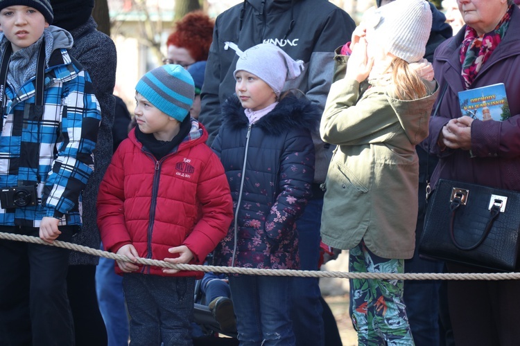 Wielki Piątek na wzgórzu kalwarii