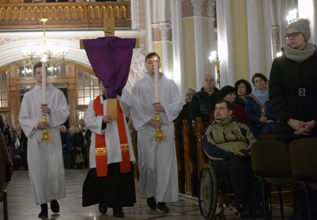 Wielki Piątek w radomskiej katedrze