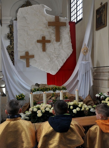 Pułtusk. Grób Pański w parafii św. Jana Pawła II