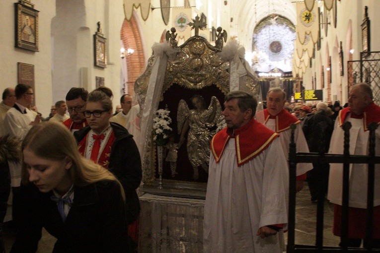 Msza św. rezurekcyjna w katedrze oliwskiej 