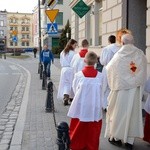 Dzielą się spotkaniem ze Zmartwychwstałym