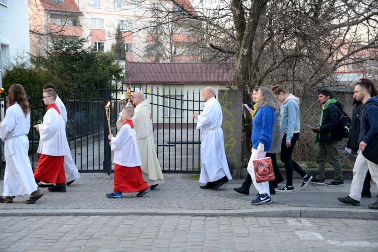 Dzielą się spotkaniem ze Zmartwychwstałym