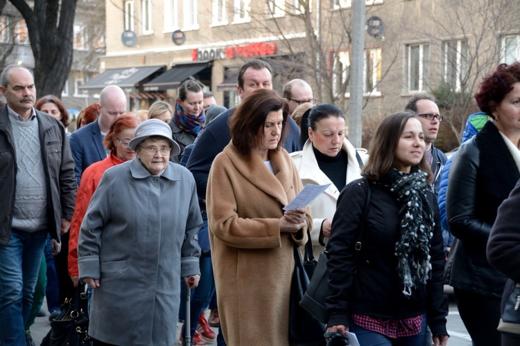 Dzielą się spotkaniem ze Zmartwychwstałym