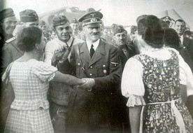 Czy Hitler był komunistą, zastanawia się Zychowicz w swojej książce.