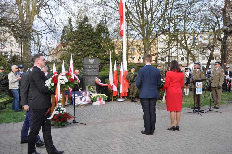 Obchody 8. rocznicy tragedii pod Smoleńskiem w Opolu