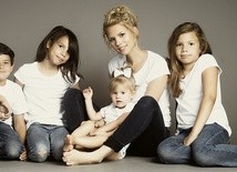 Kimberly Henderson i jej czworo dzieci.