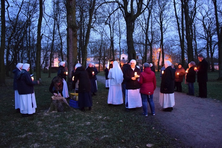 Różaniec za Ojczyznę u sióstr niepokalanek