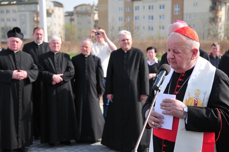 Błogosławieństwo ulicy Emilii i Karola Wojtyłów