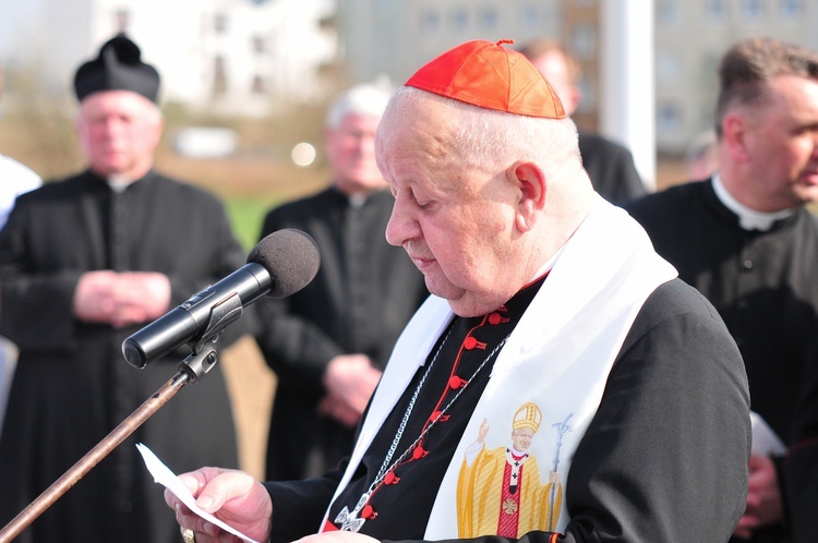 Błogosławieństwo ulicy Emilii i Karola Wojtyłów